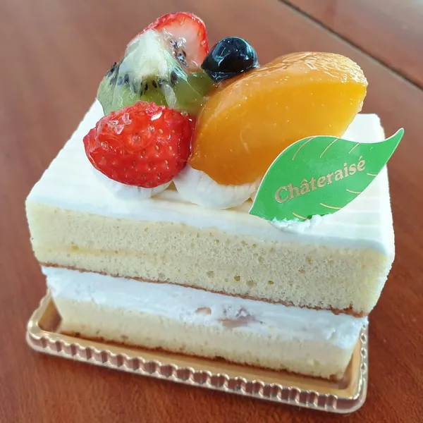 Fruits sand cake ($5.10)!