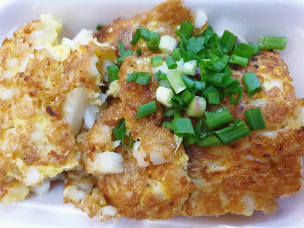 White carrot cake ($2)!