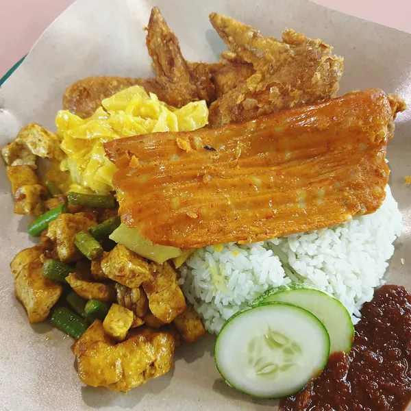 Hi Leskmi nasi lemak ($7)!
