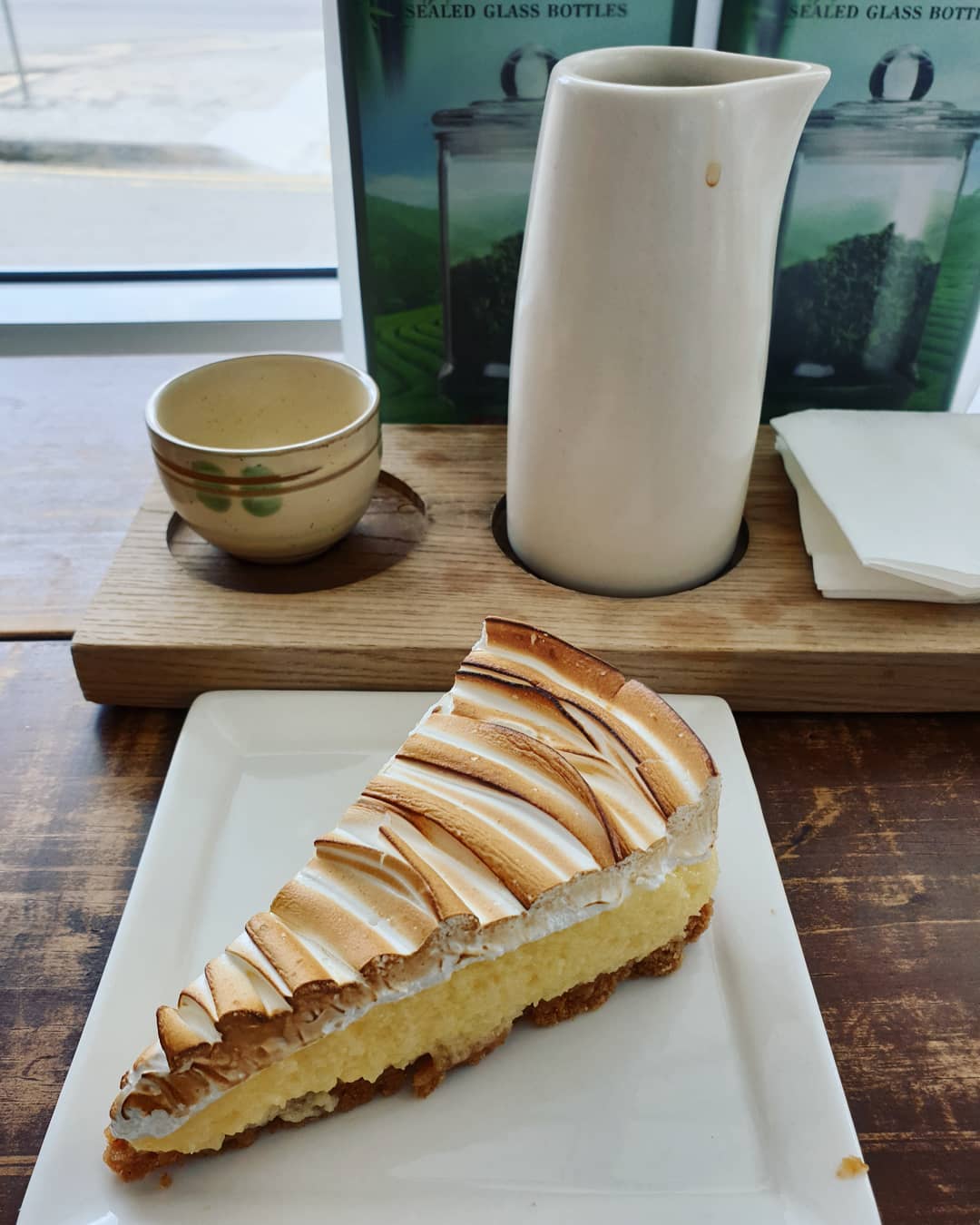 Lemon meringue tart & filter coffee!