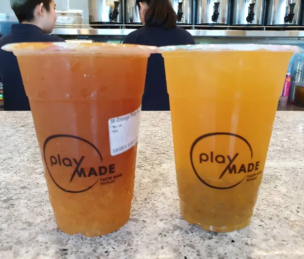 Seasonal flavours — Orange pulp earl grey tea ($4.60) & Orange pulp Taiwan green tea with chrysanthemum pearls ($5.10)!