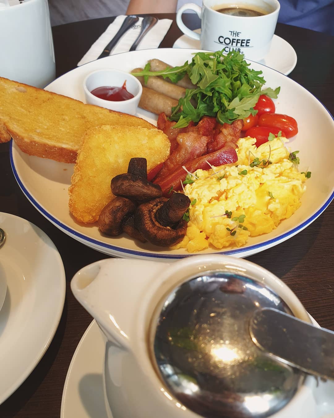 Big breakfast, long black coffee, chamomile tea (THB$635)!