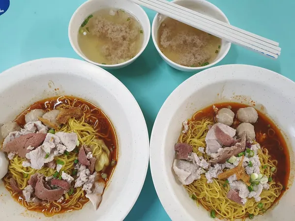 肉脞面 ($6 each)!