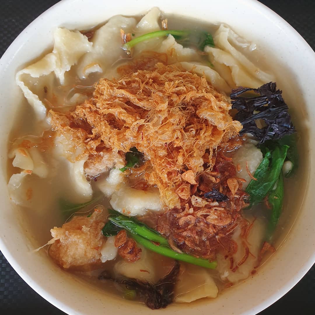 Fried fish mee hoon kuey ($4)!
