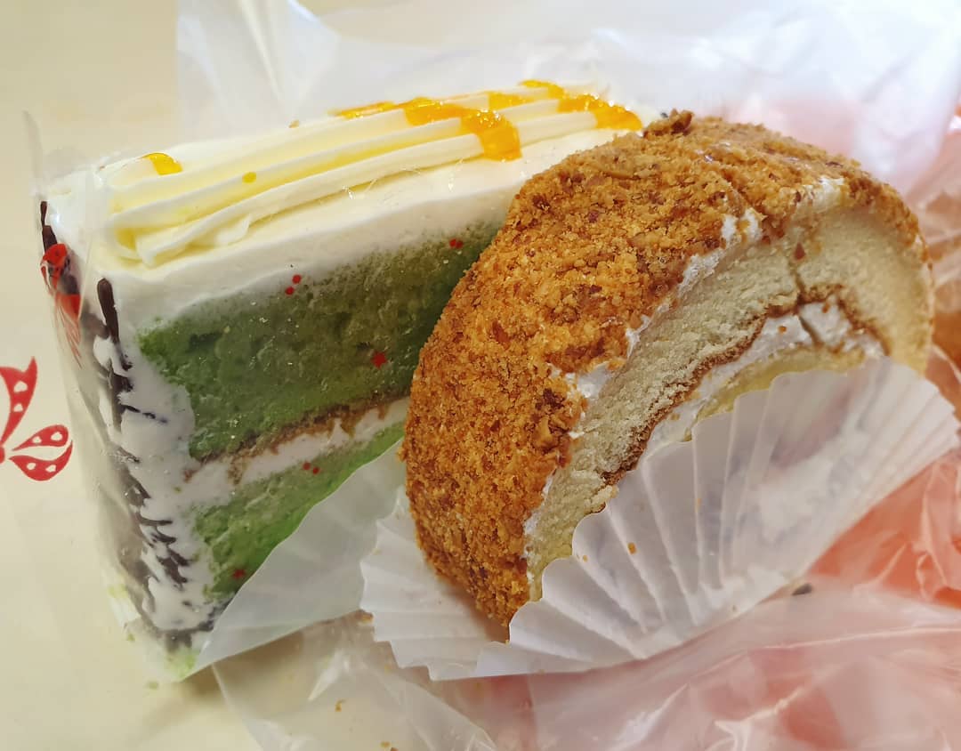 Old school cakes ($1.50+$0.80)!