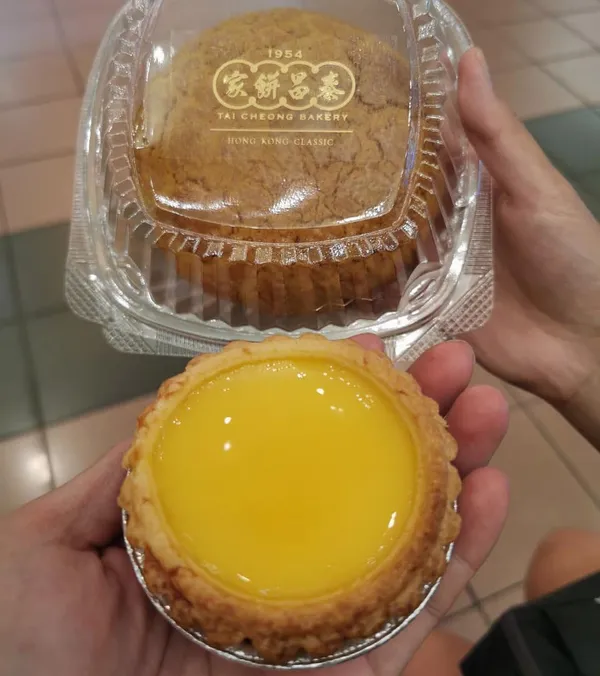 Char siew polo bun ($2.75) & Egg tart ($2)!