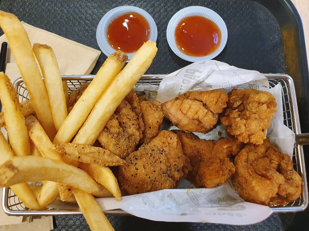 8 pcs boneless chicken (Grab deal: $2) & Signature seasoned fries ($2.95)!