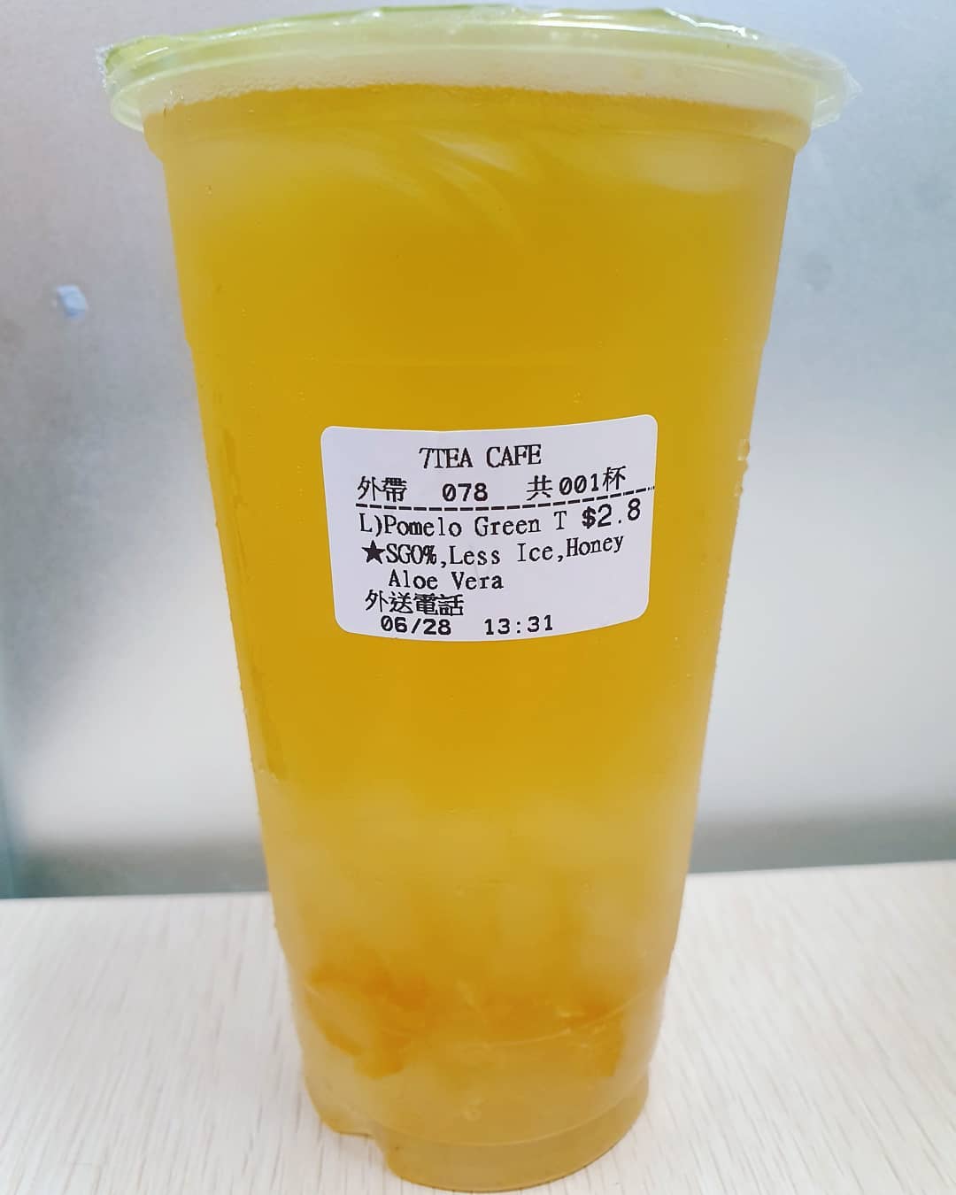 Pomelo green tea + aloe vera (L: $2.80)!