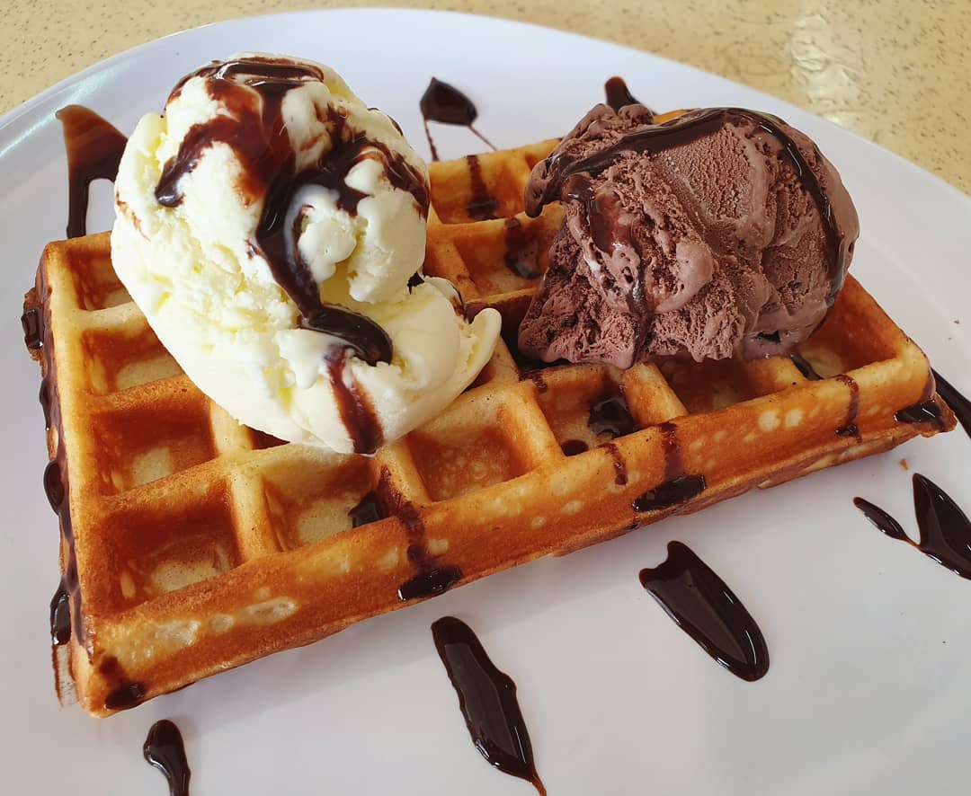 Ice cream waffle ($3.90)!