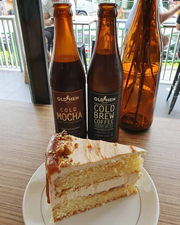 Cold mocha ($7.50); Cold brew coffee ($6.50); Vanilla salted caramel cake ($8)!