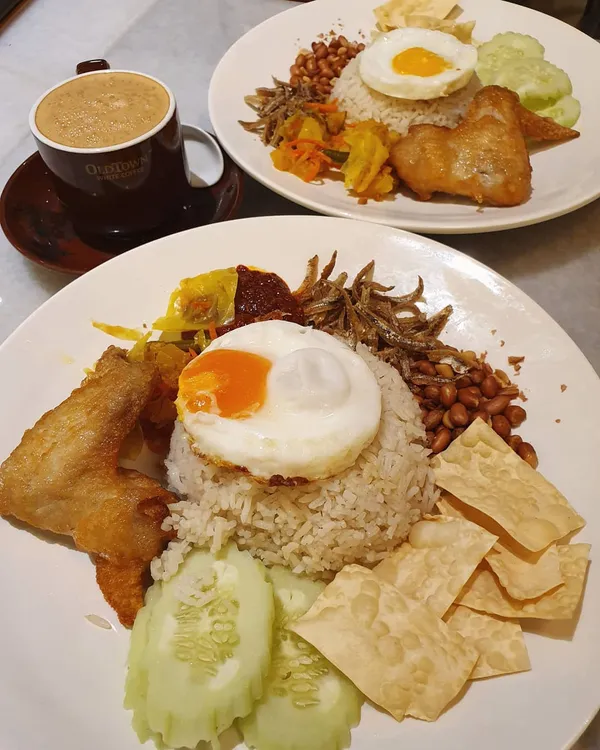 Nasi lemak (1 for 1: $9.30++) & White coffee ($2.60++)!