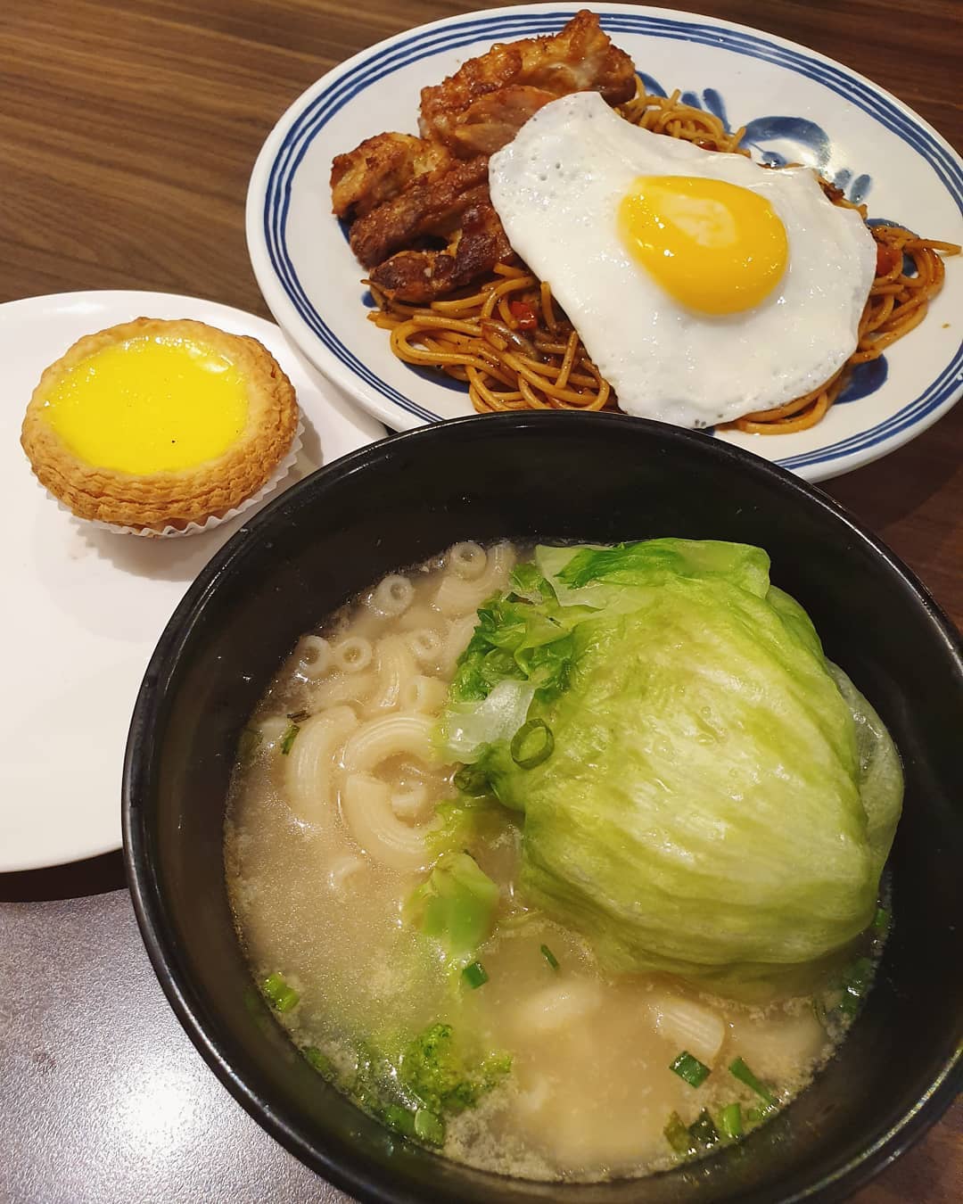 茶餐厅 ($25.38)!