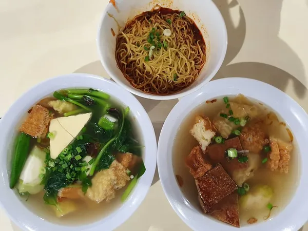 酿豆腐 ($6.50)!