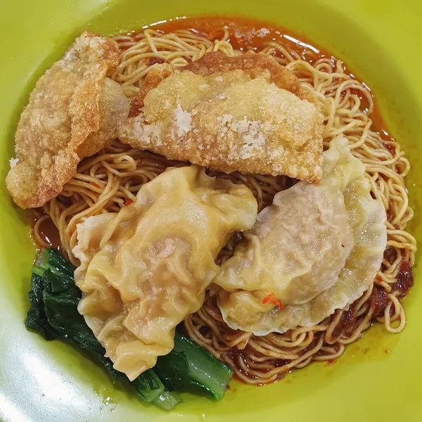 鸳鸯水饺面 ($4)!