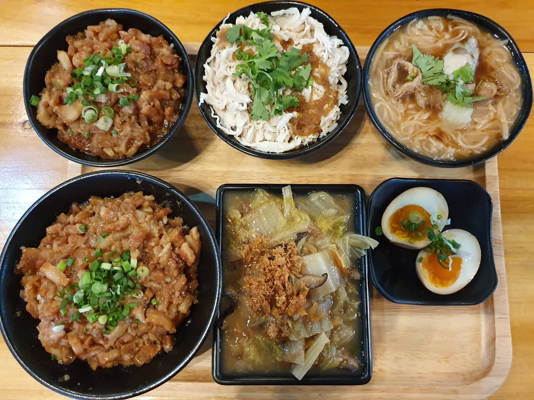 卤肉饭套餐 ($8) & 呷三碗 ($12)!