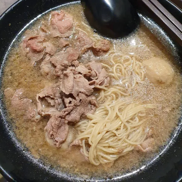 Hainanese beef noodles ($7)!