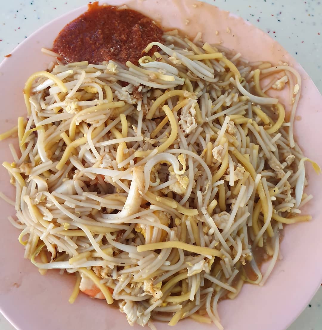 Fried sotong prawn mee ($4)!