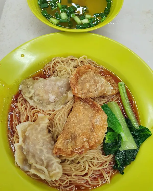 鸳鸯水饺面 ($4)!