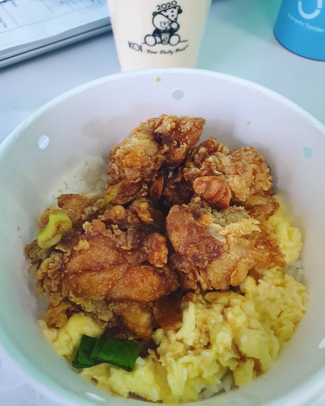 Soy garlic chicken rice ($5.90) & KOI honey oolong milk tea ($4)!