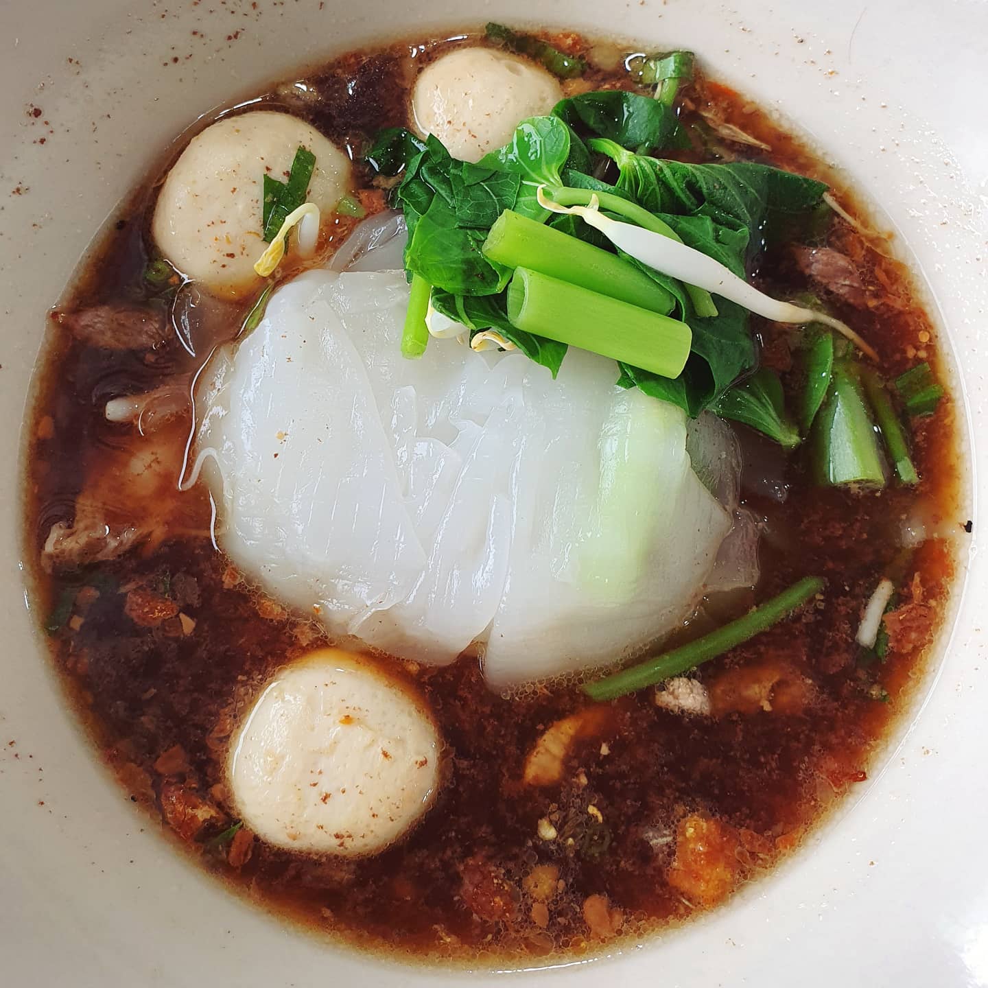 Bangkok lunch — Pork boat noodles (THB $50)!