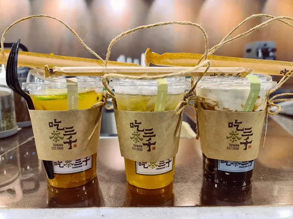 Fruit tea ($5); Honey osmanthus oolong tea ($4.20); Brown sugar milk pearls ($5)!