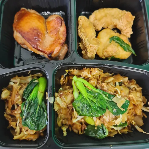 Fried kway teow, char siew, roast chicken, salted egg yolk fish ($5.20)!