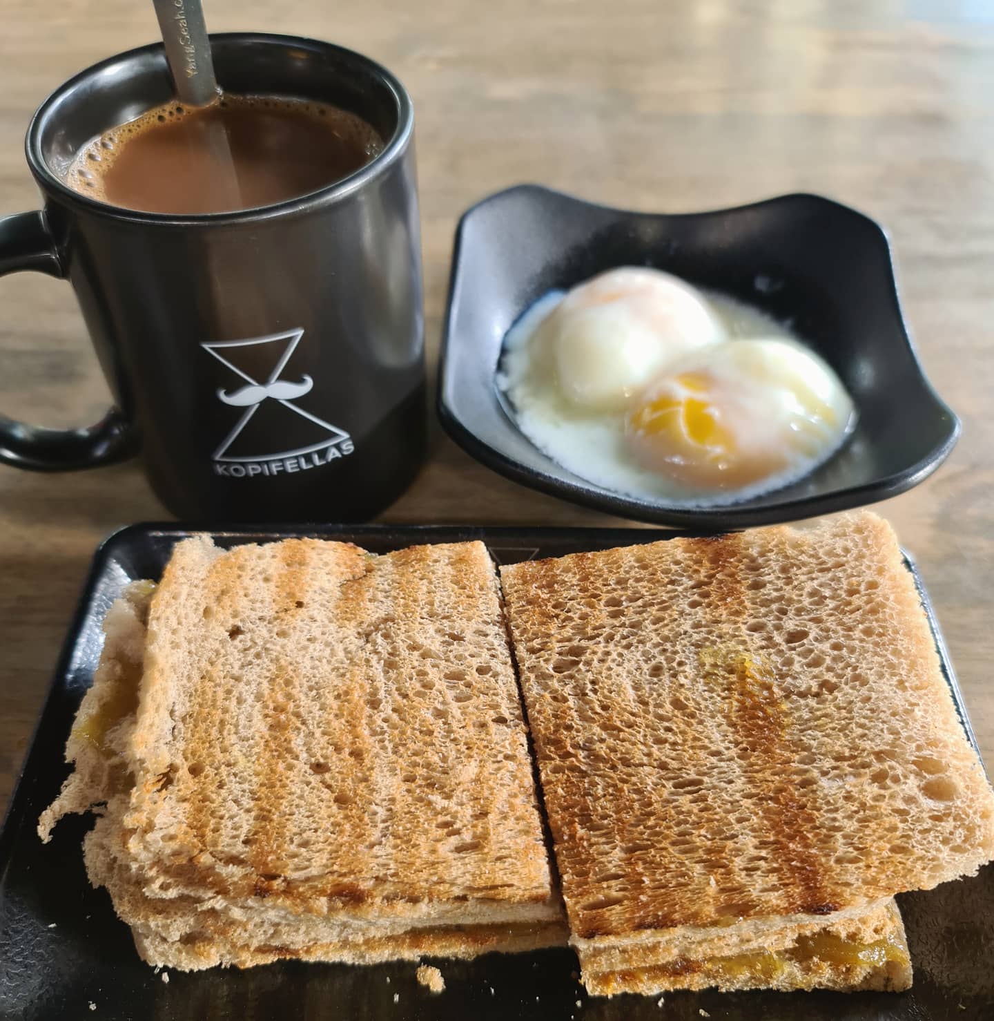 Monday morning kaya toast set at KopiFellas ($4.50)!