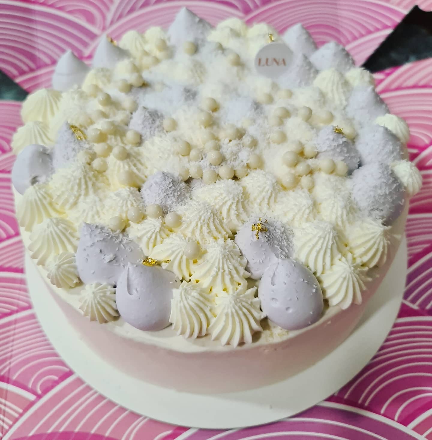Orh Nee Cake from LUNA ($80)!