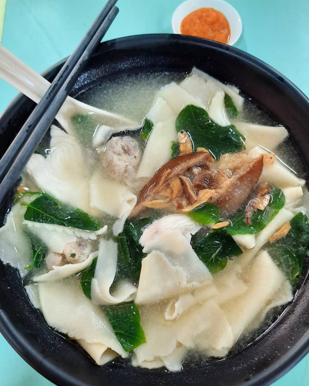Sliced fish mee hoon kuey at a hawker stall ($4.50)!