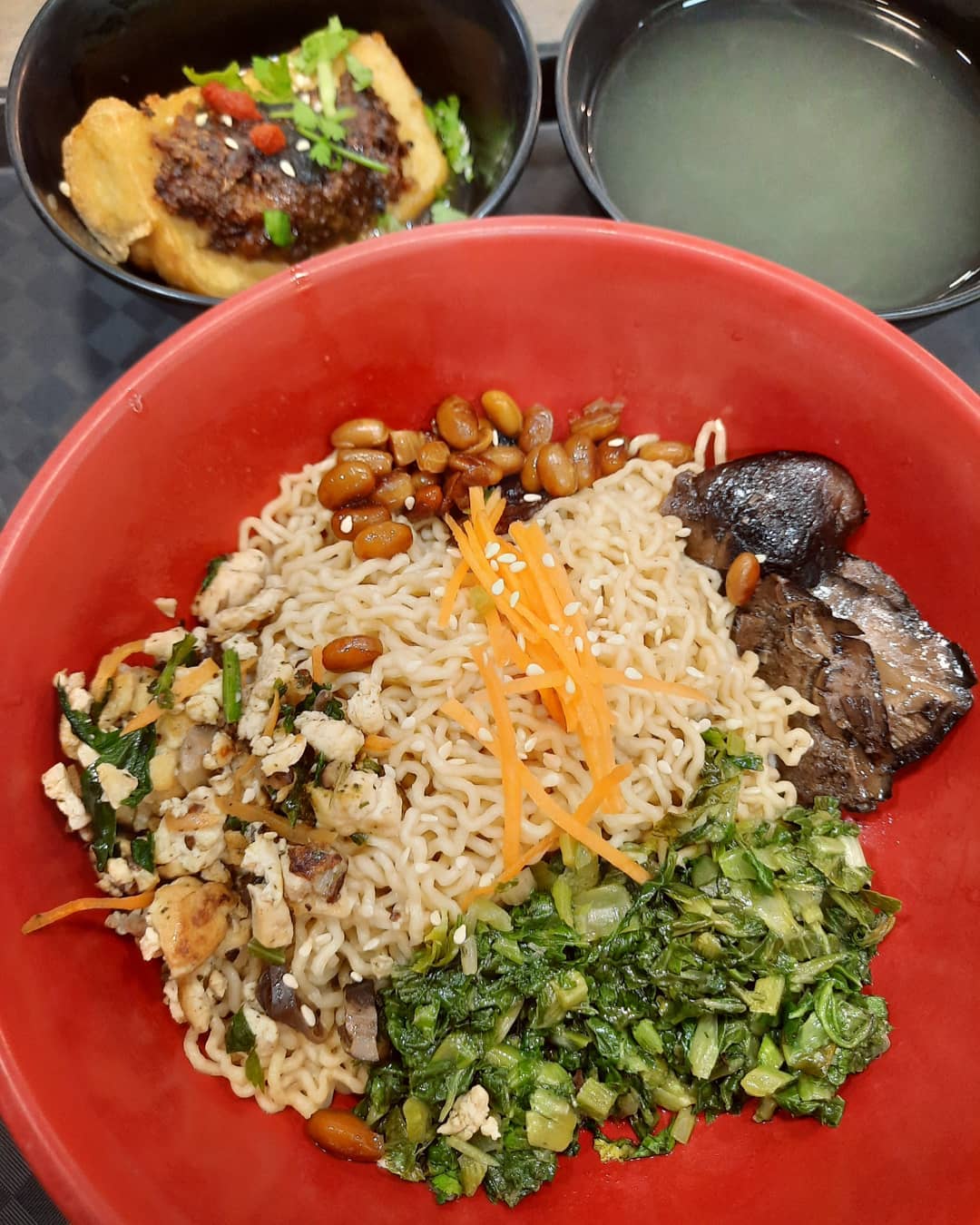 Mushroom kolo mee + yong tau foo at a Hakka stall ($4.80 + $1.50)!