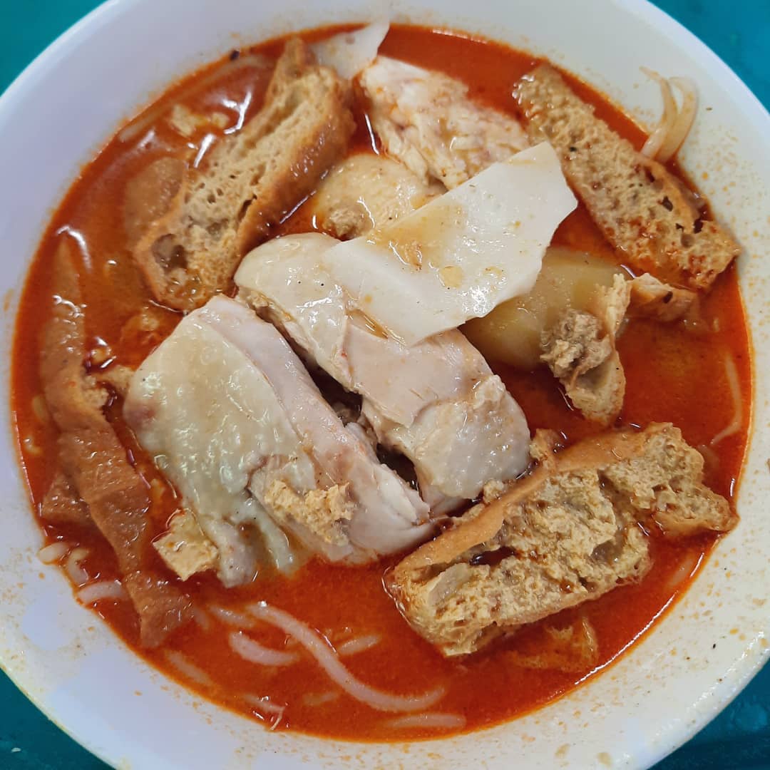 Rainy Monday curry chicken noodles ($6)!