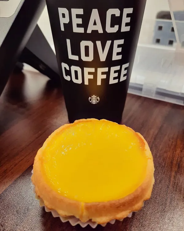 Western egg tart with Starbucks coffee ($1.60)!