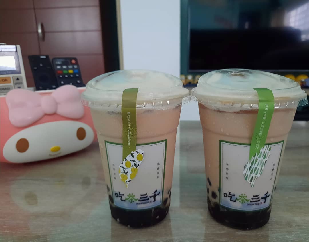 Chicha San Chen bubble milk tea (2 for $3)!