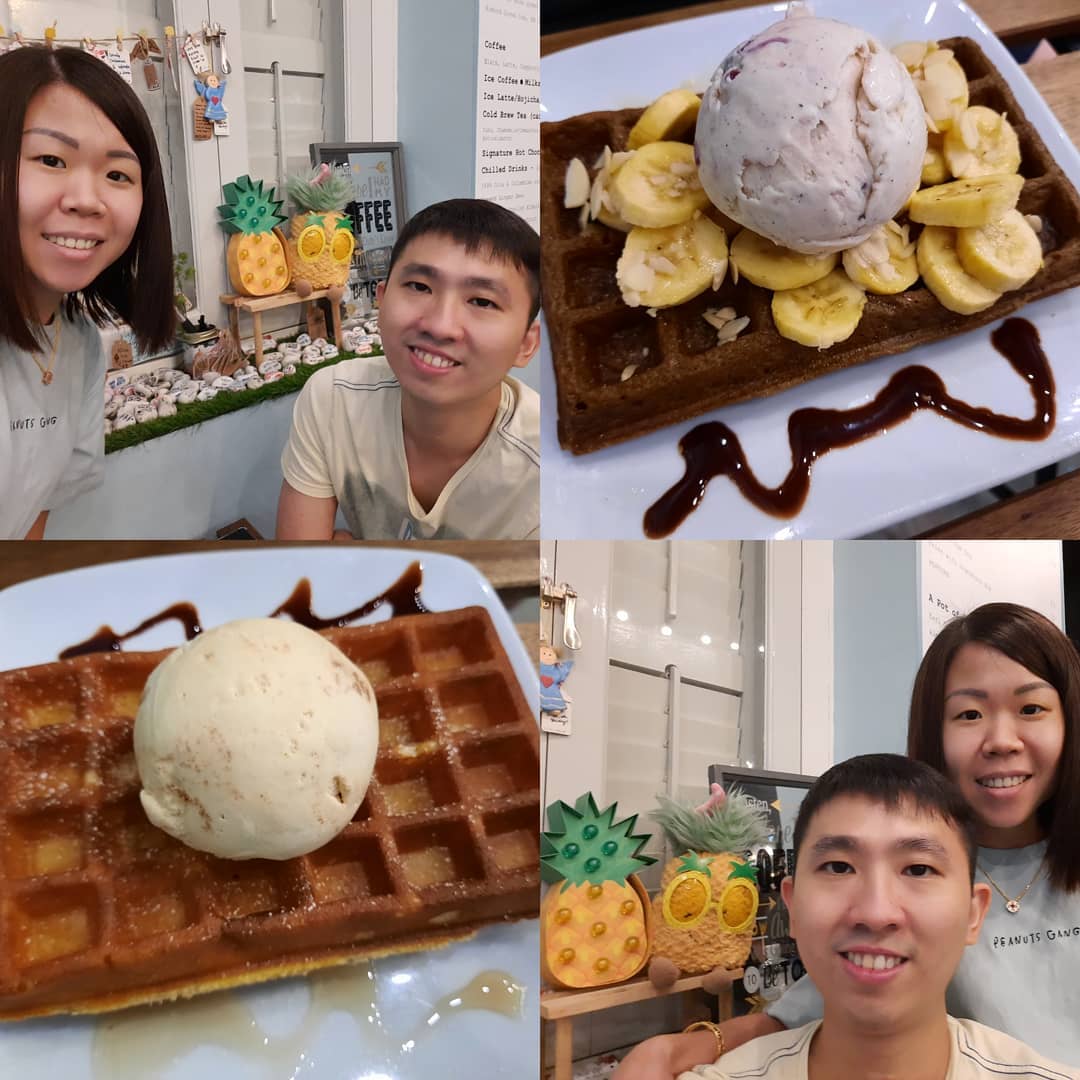 TGIF desserts — ice cream waffles with BB ($21)!