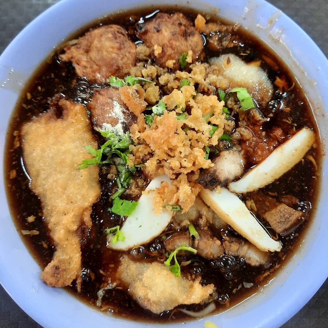 Lor mee at a hawker stall ($5)!