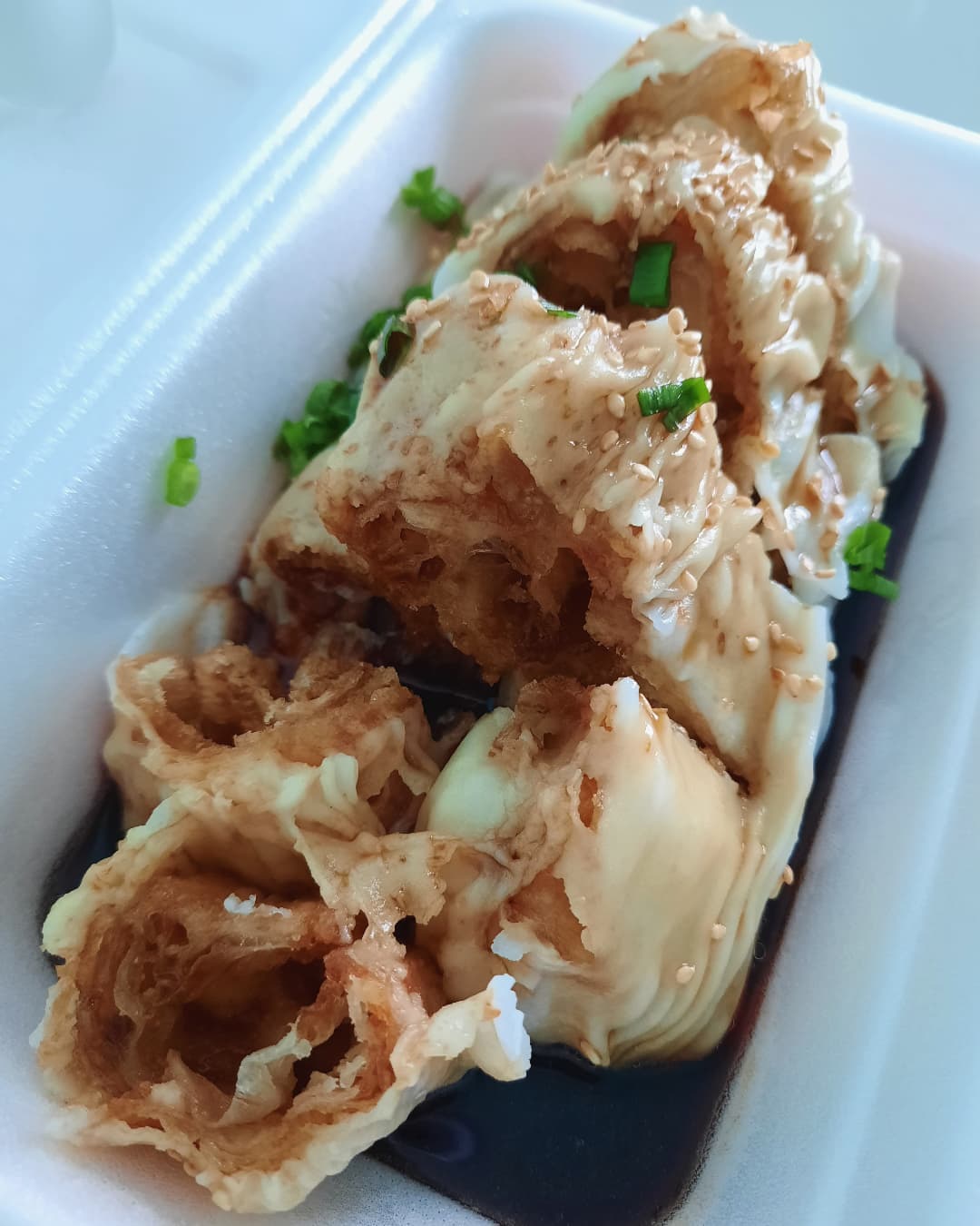 You tiao rice roll (炸两) at a HK breakfast stall ($3.80)!
