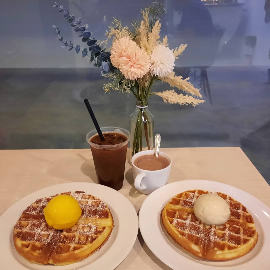 National Dessert Day — Waffle set with BB (Burpple Beyond: $10.50)!