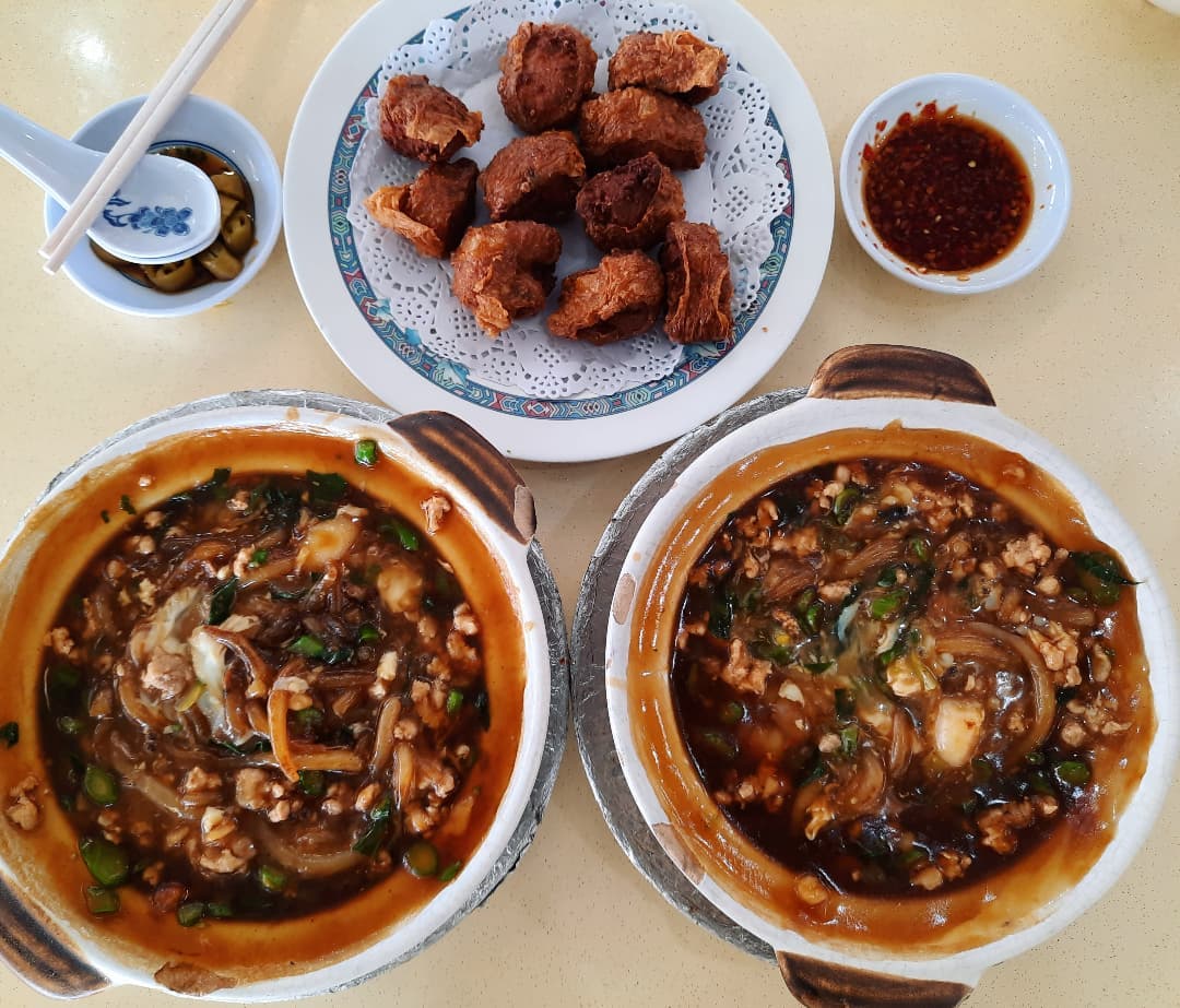 Claypot braised mi tai bak + deep-fried prawn rolls ($5.50 each + $11)!