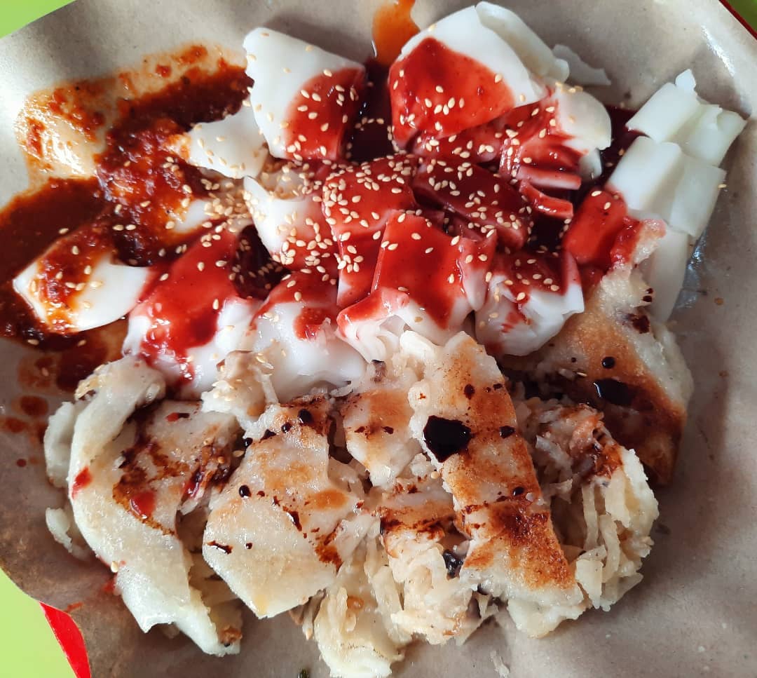 Chee cheong fun + soon kueh haul (2 for $1.40 + $1.50 each)!