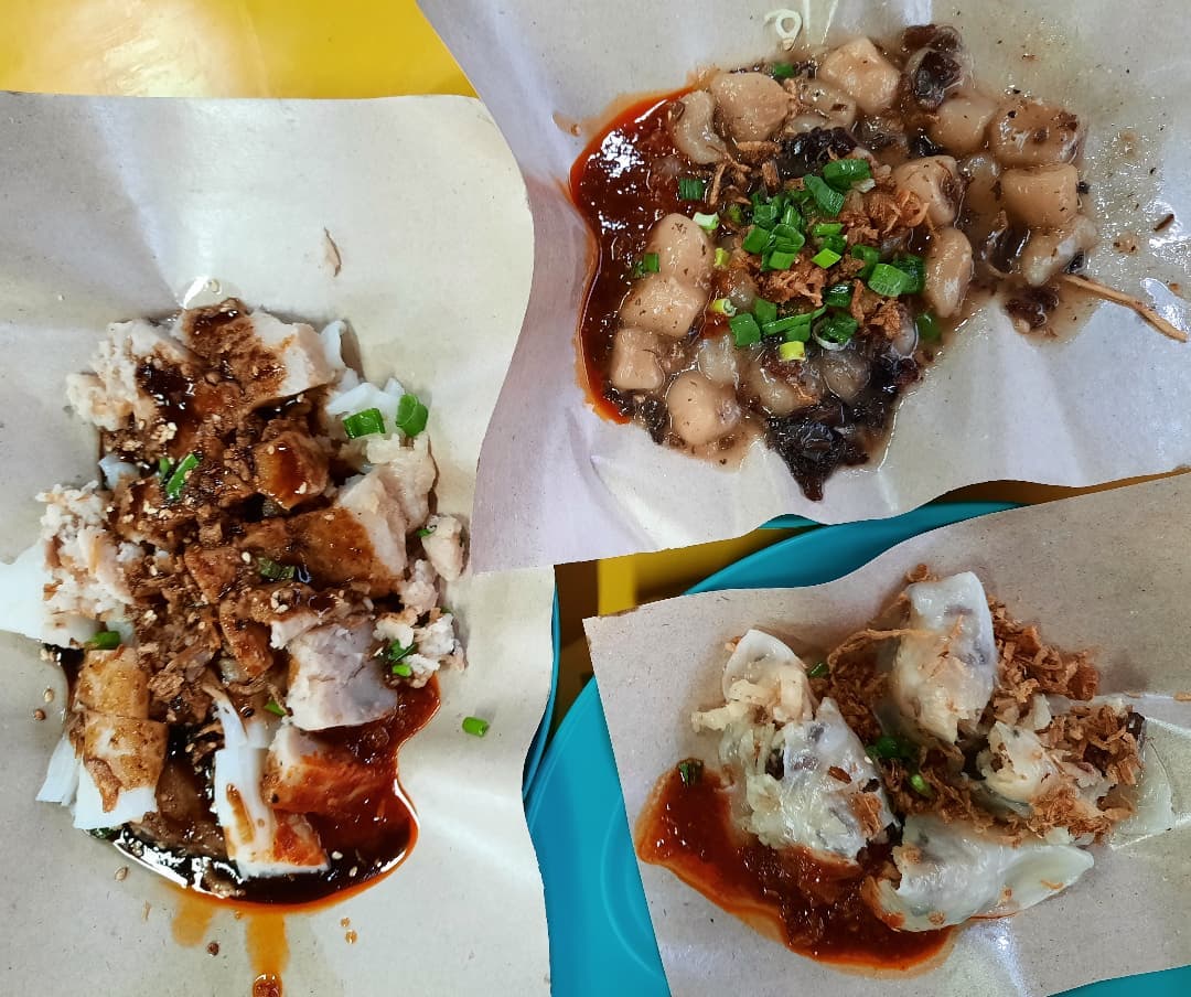 Heritage kueh haul — CCF + Yam cake + Abacus seeds + Soon kueh ($9.70)!
