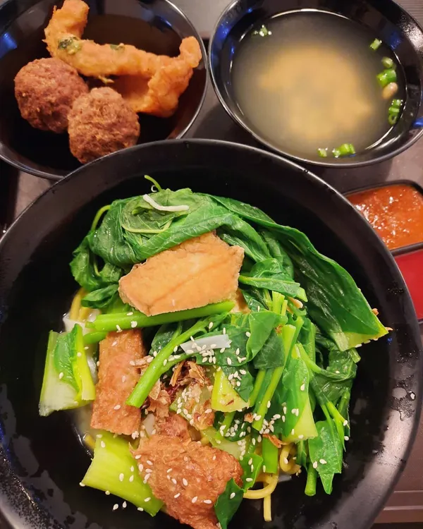 Yong tau foo lunch bowl ($6.70)!