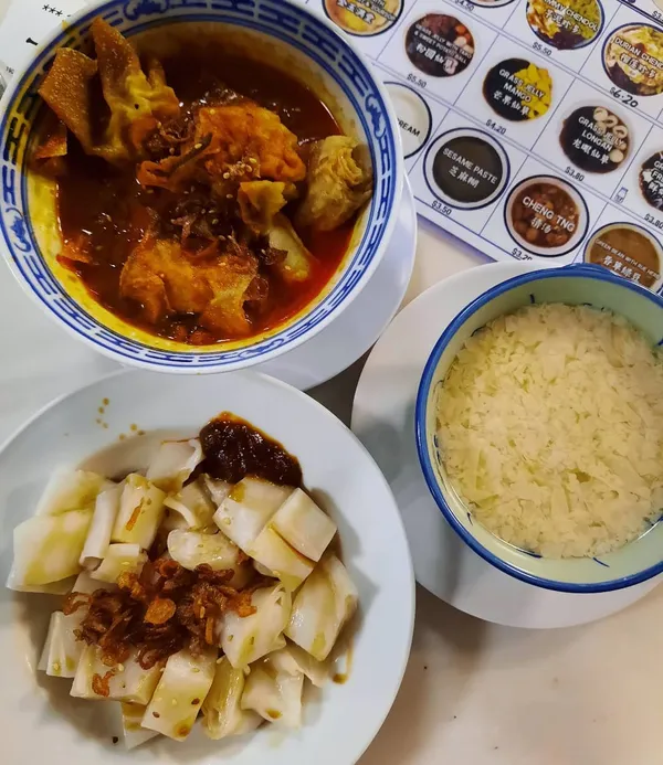 YTF curry + CCF + barley gingko beancurd ($8.90)!