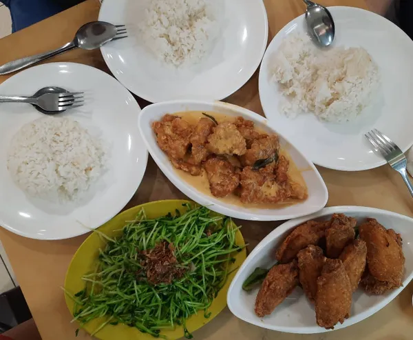 Sunday tze char lunch — salted egg + pea sprouts + har cheong gai ($36.80)!