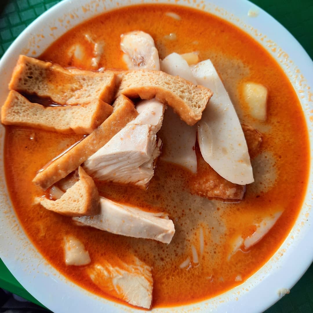Curry chicken noodles — chunky tofu + potato ($6)!
