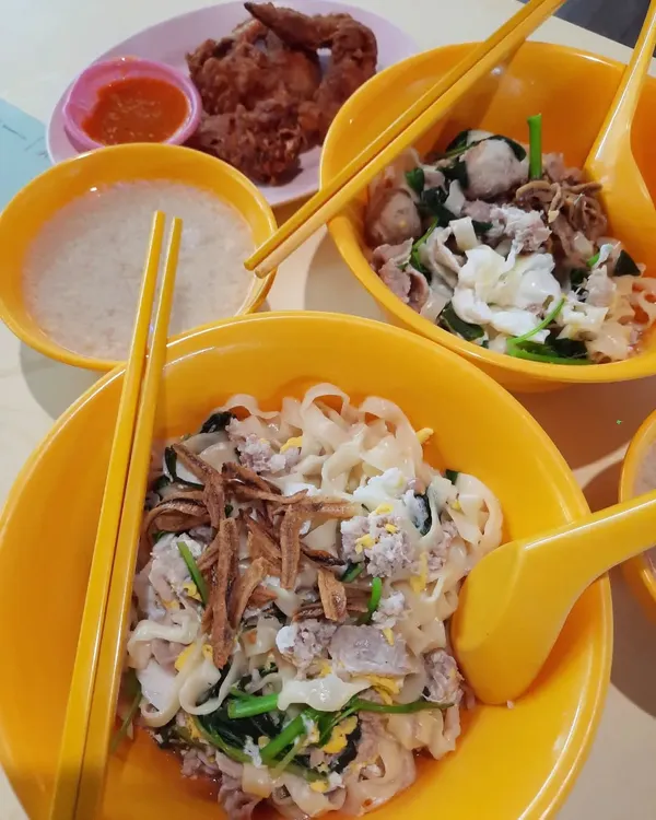 Dry meatball ban mian ($4.50 each)!