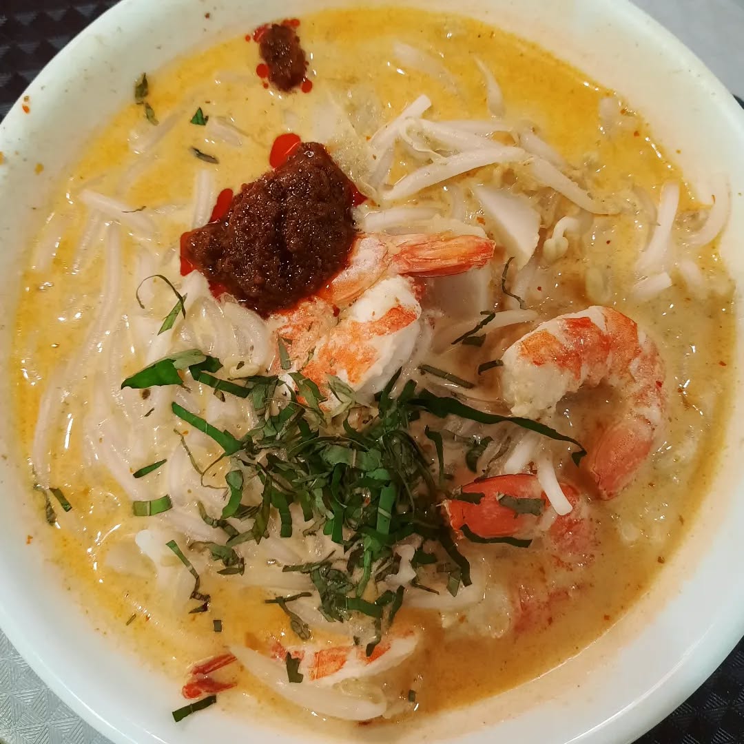 Katong laksa ($5)!