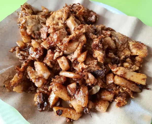 Black Carrot Cake ($3)!