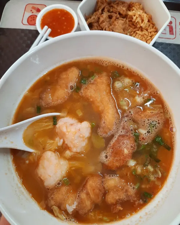 Fried fish pao fan + fish roe prawn ball ($7.80)!