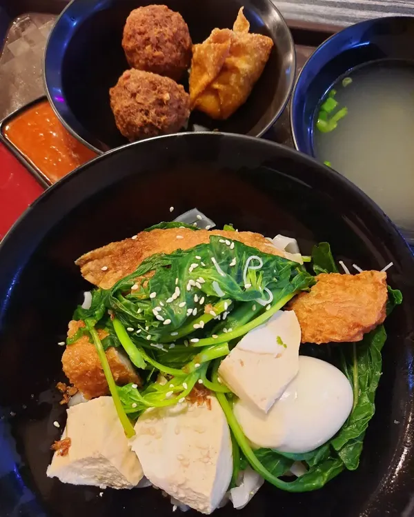 Yong tau foo ($8)!