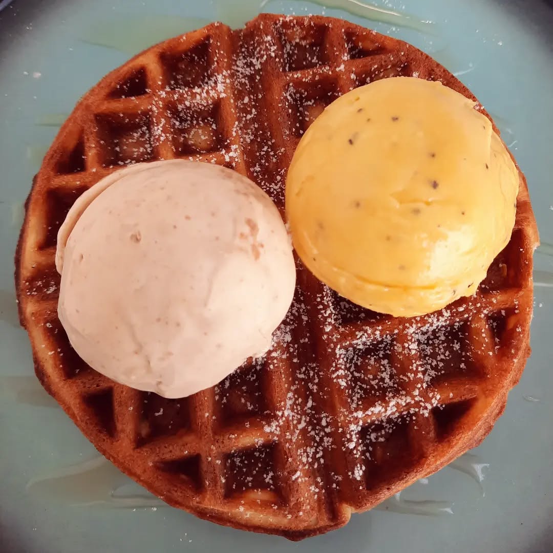 Speculoos + mango passionfruit ice cream waffle ($9.20)!